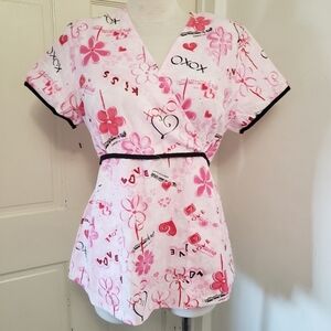 SB Pink XOXO Heart Print Pink & White Black Trim Women's Scrubs Size S NWOT
